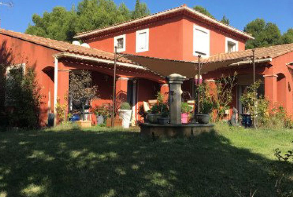 Le domaine des Lavarines